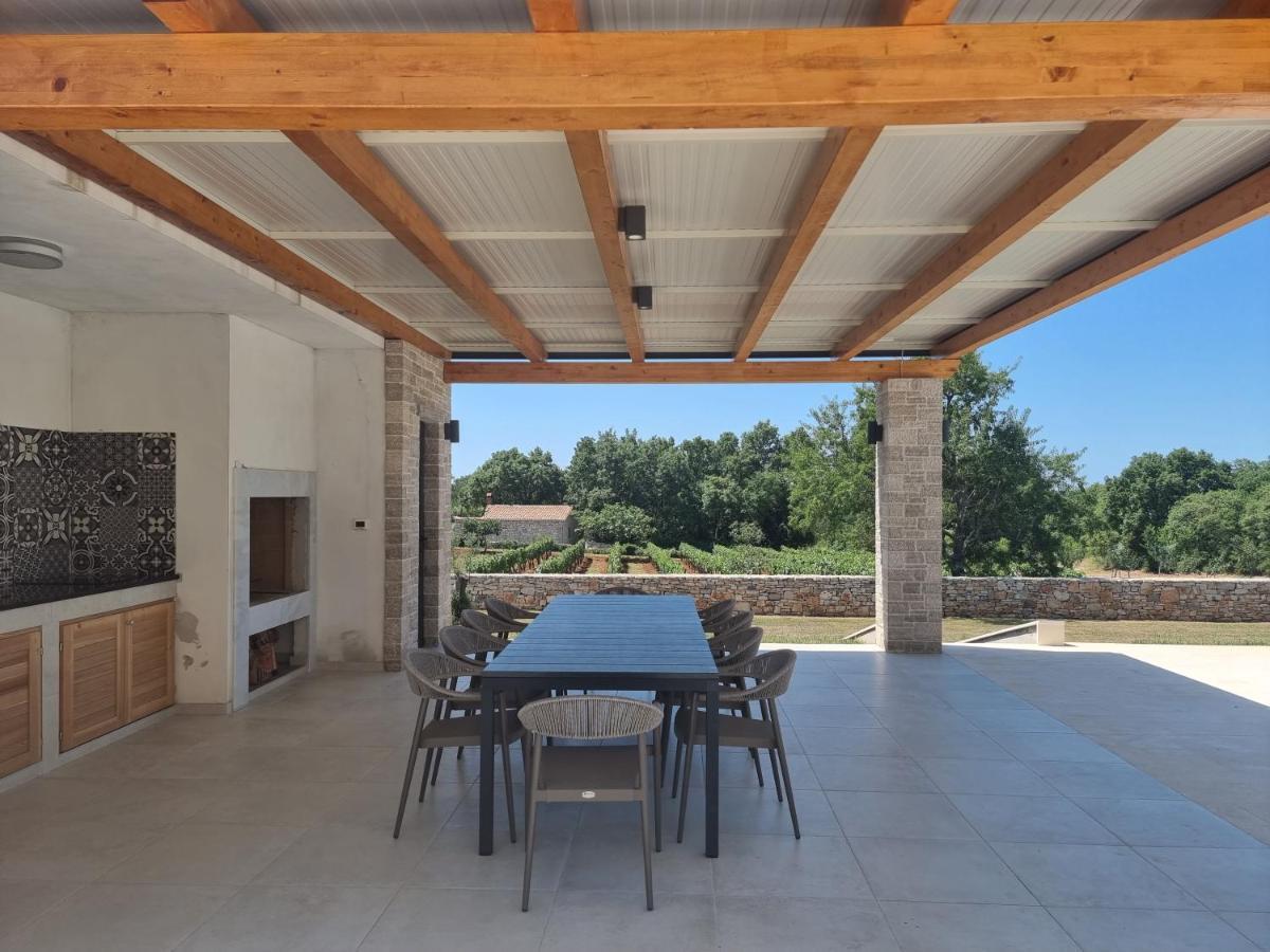 Luxury Villa Serena 2022 - With Heated Pool Cukrici 외부 사진