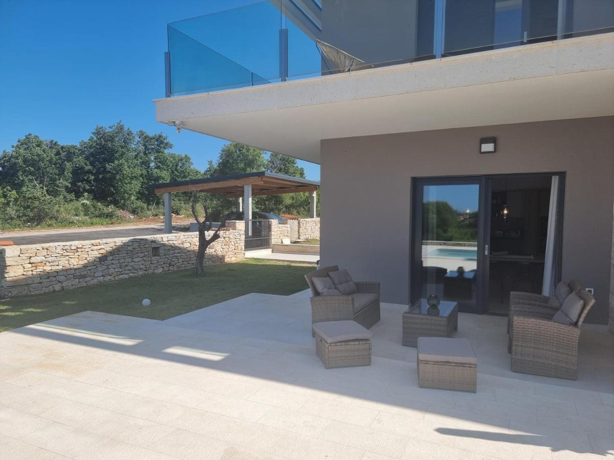 Luxury Villa Serena 2022 - With Heated Pool Cukrici 외부 사진